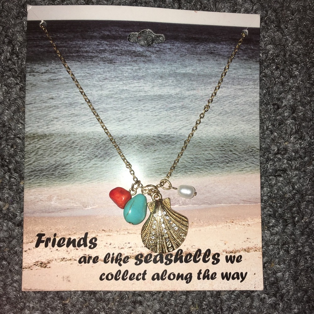 Cute friendship necklace